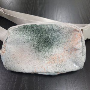 Lululemon belt bag